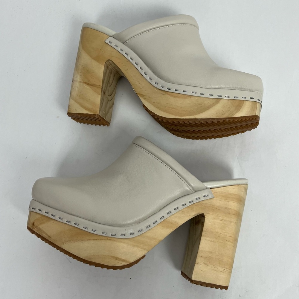 Steve Madden Cream Leather Clog Mules - Picture 8 of 9